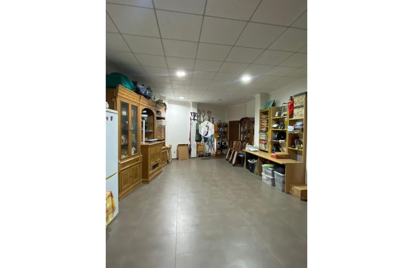 Segunda mano - Villa -
Torrevieja - Centro - Muelle Pesquero