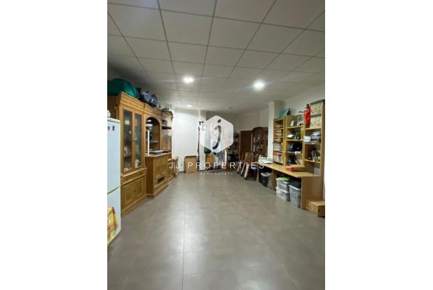 Segunda mano - Villa -
Torrevieja - Centro - Muelle Pesquero