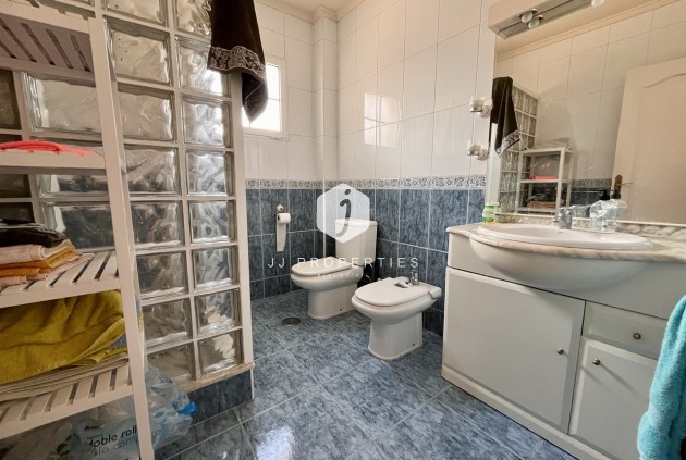 Segunda mano - Villa -
La Zenia - Costa Blanca