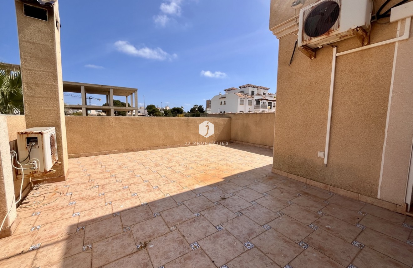 Segunda mano - Villa -
La Zenia - Costa Blanca