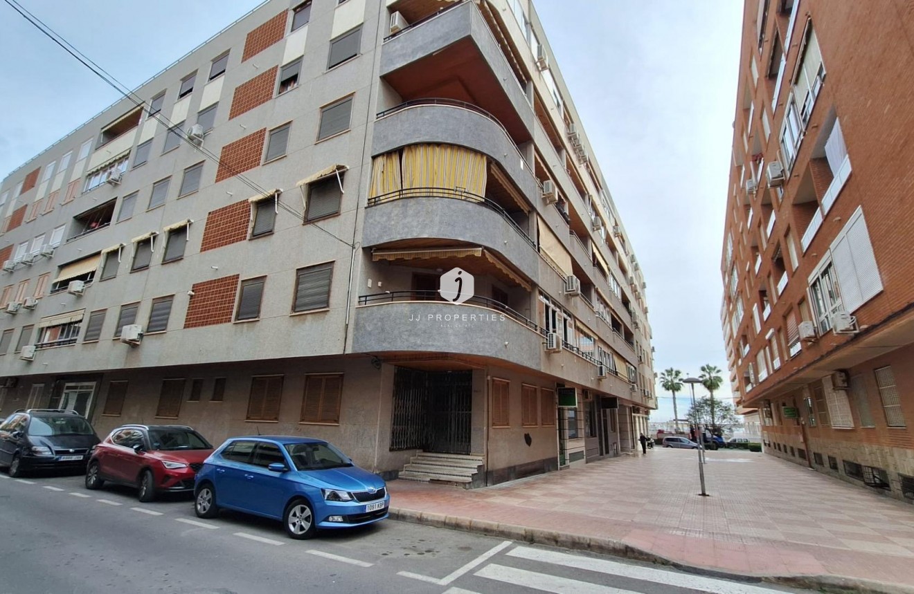 Segunda mano - Apartamento / piso -
Torrevieja - Acequion