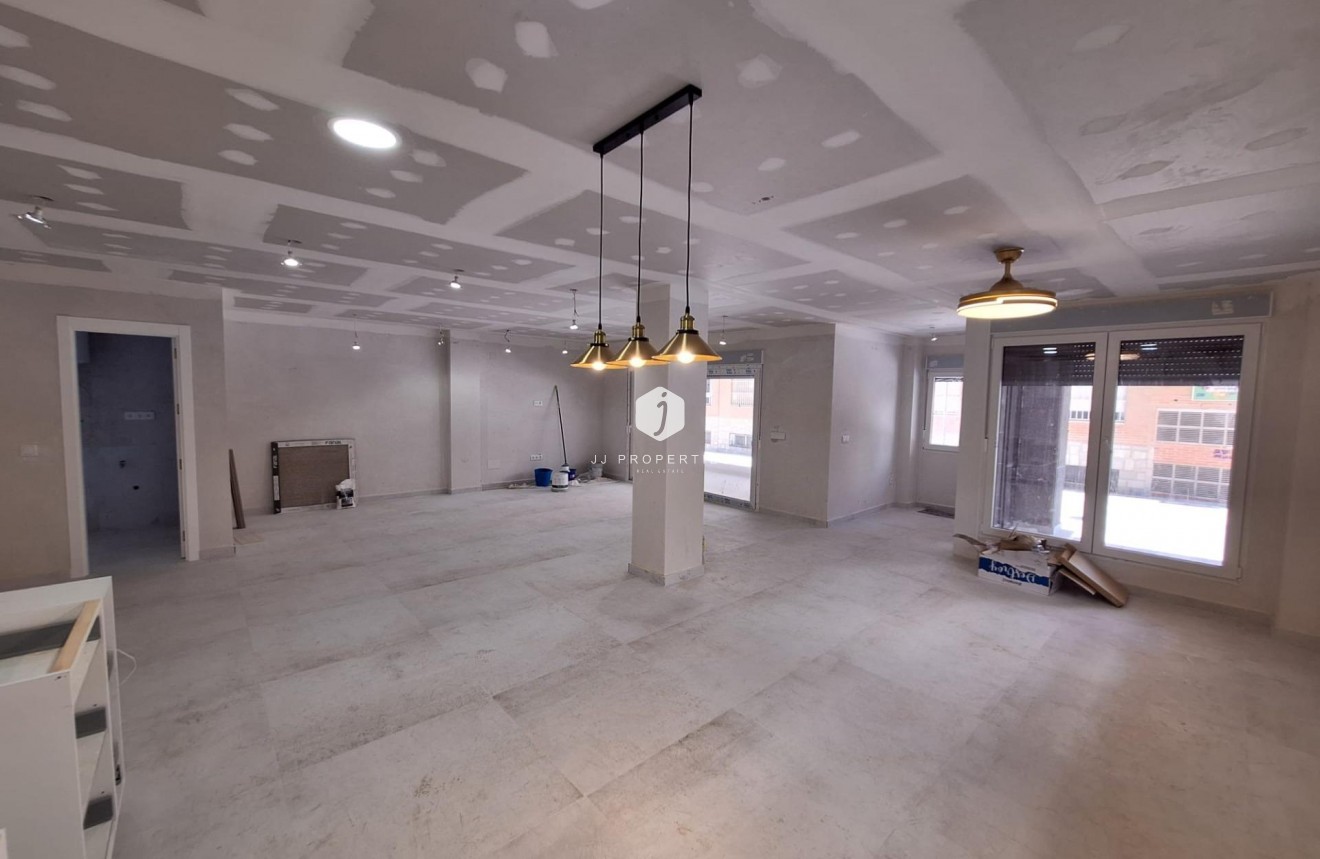 Segunda mano - Apartamento / piso -
Torrevieja - Acequion