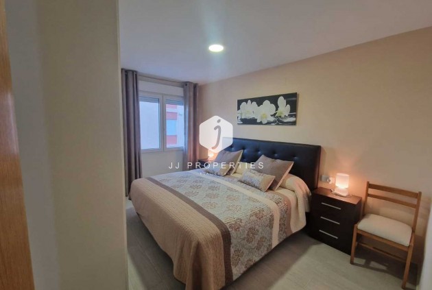 Tweedehands - Appartement / flat -
Torrevieja - Costa Blanca