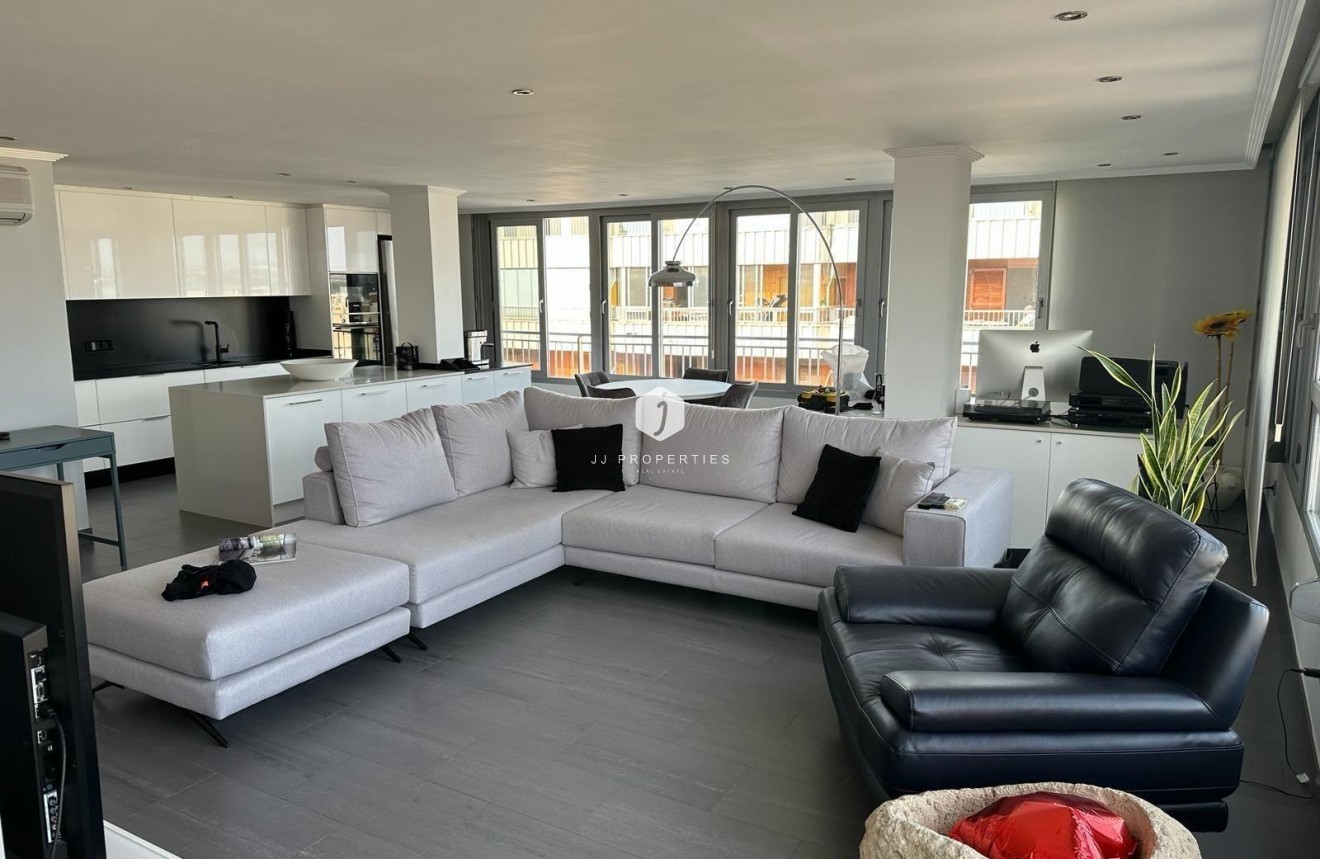 Segunda mano - Ático -
Torrevieja - El Acequión - Los Náufragos