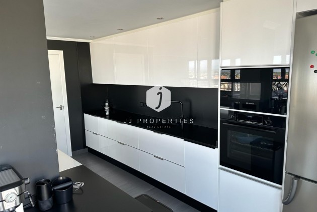 Segunda mano - Ático -
Torrevieja - El Acequión - Los Náufragos