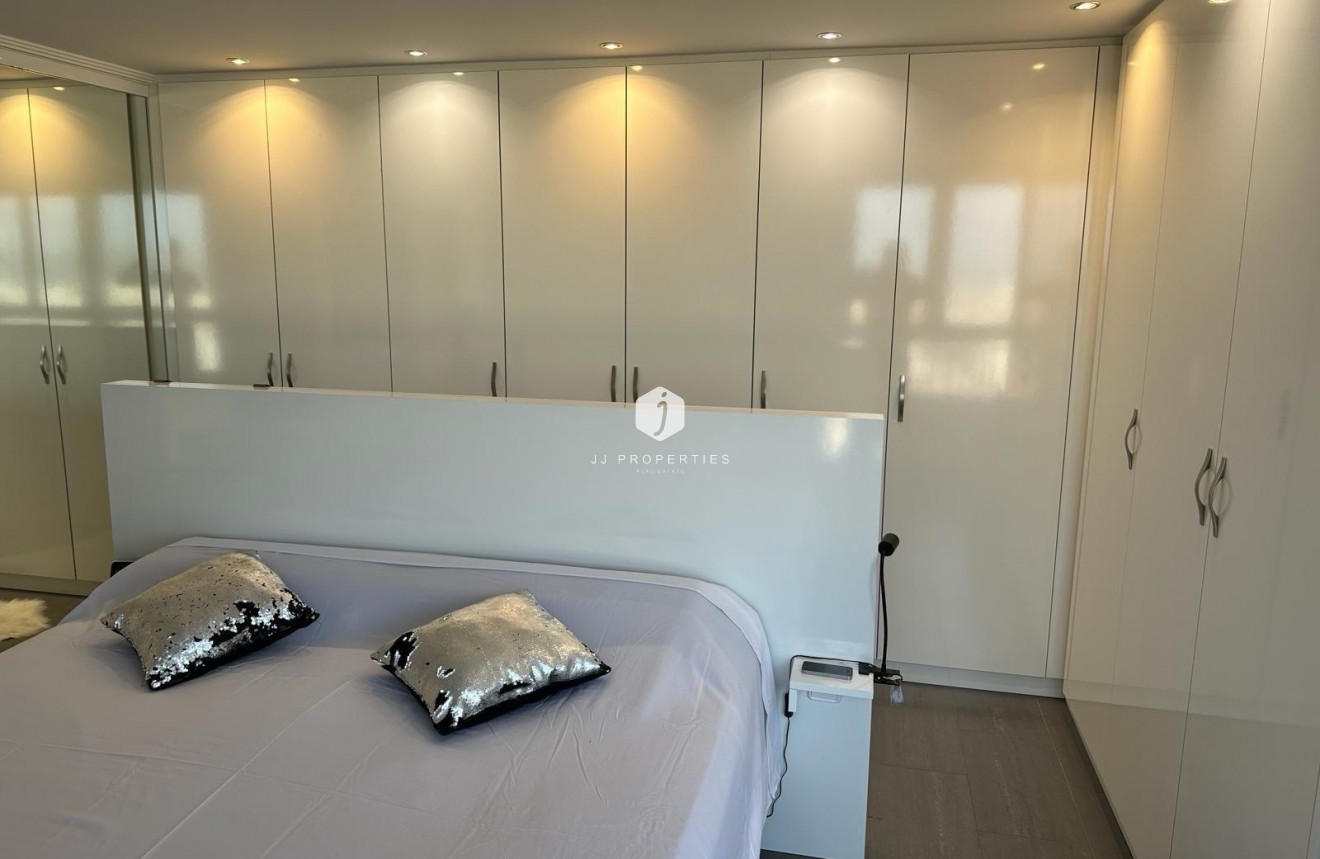 Segunda mano - Ático -
Torrevieja - El Acequión - Los Náufragos