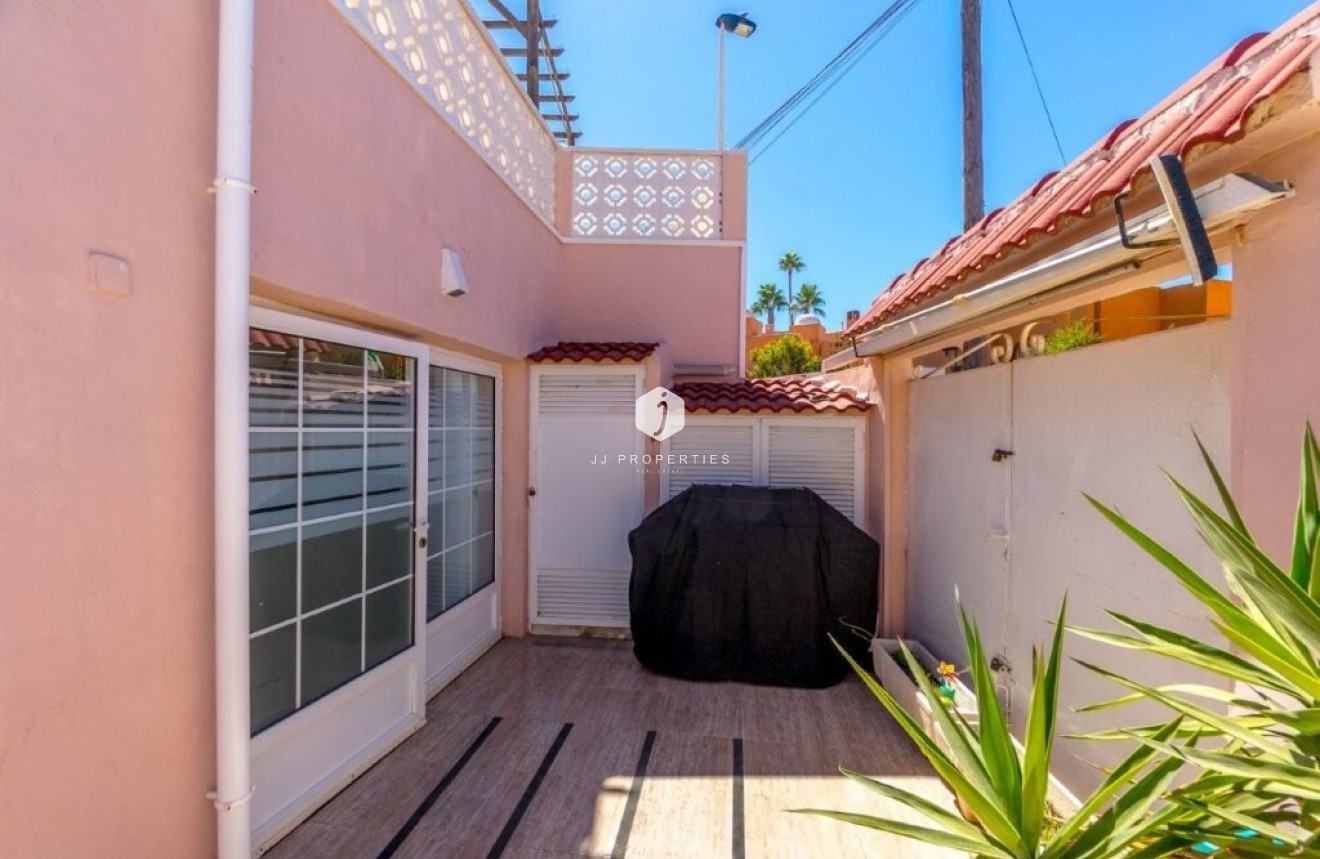 D'occasion - Chalet -
Torrevieja - Los Frutales/ La Rosaleda