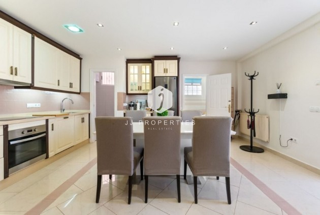 D'occasion - Chalet -
Torrevieja - Los Frutales/ La Rosaleda