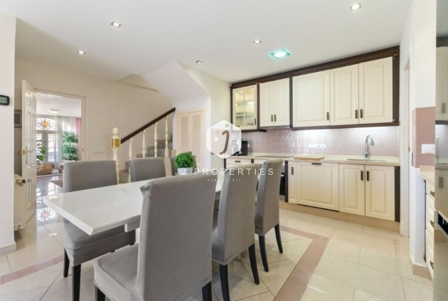 D'occasion - Chalet -
Torrevieja - Los Frutales/ La Rosaleda