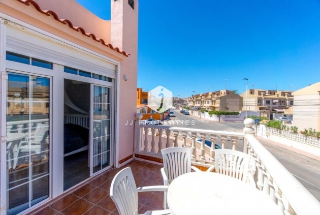 D'occasion - Chalet -
Torrevieja - Los Frutales/ La Rosaleda