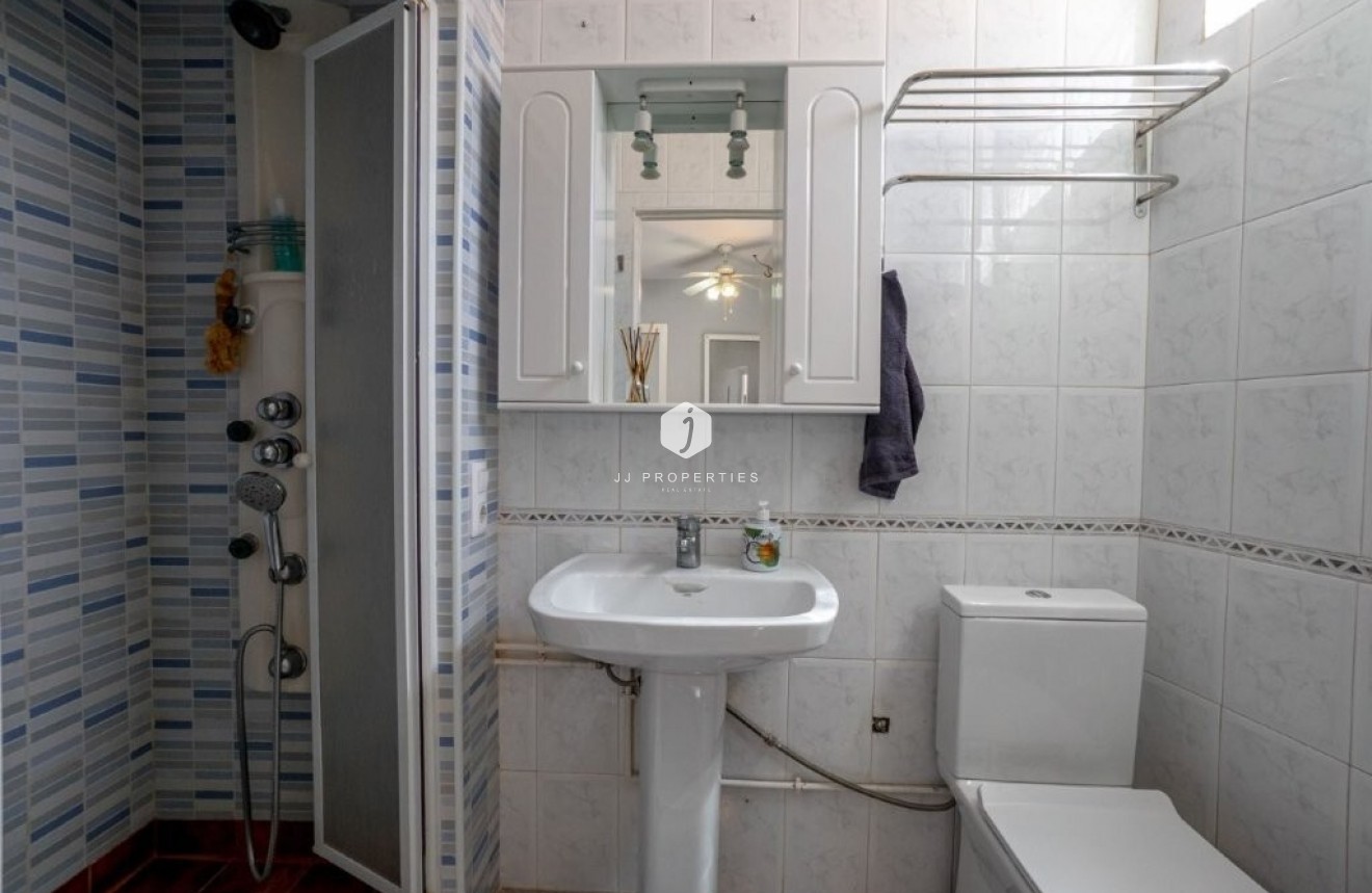 D'occasion - Chalet -
Torrevieja - Los Frutales/ La Rosaleda