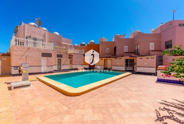 D'occasion - Chalet -
Torrevieja - Los Frutales/ La Rosaleda