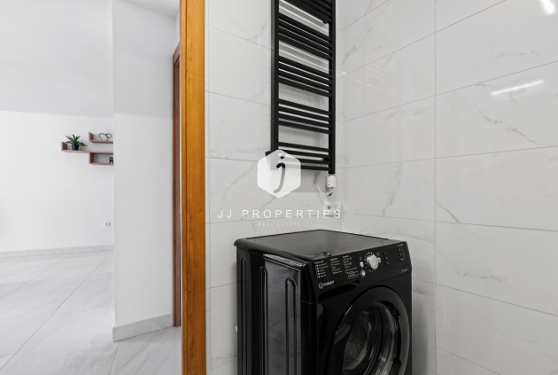 Segunda mano - Apartamento / piso -
La Zenia - Costa Blanca