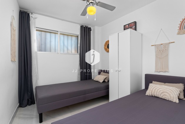 Segunda mano - Apartamento / piso -
La Zenia - Costa Blanca