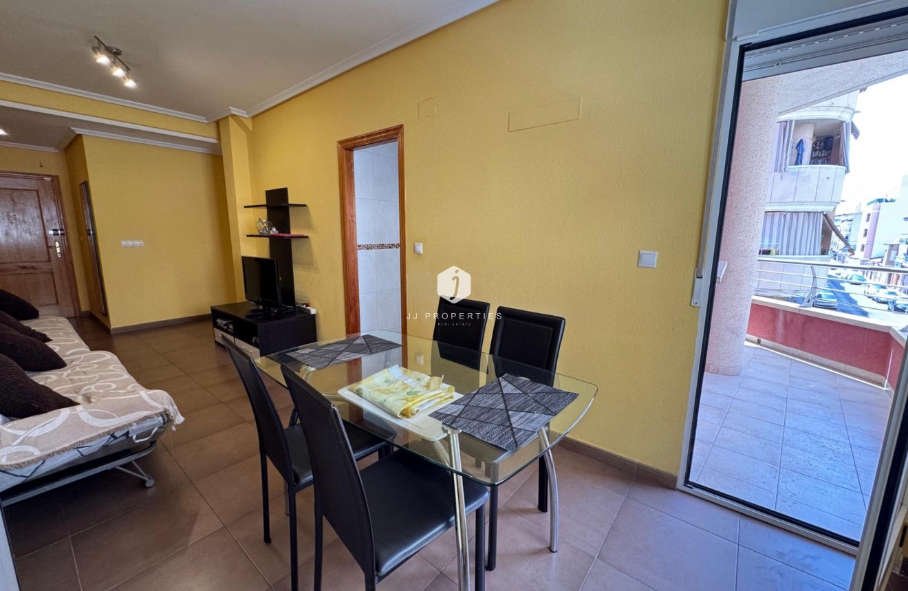 Tweedehands - Appartement / flat -
Torrevieja - Costa Blanca