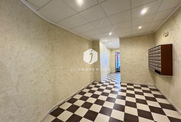 Tweedehands - Appartement / flat -
Torrevieja - Costa Blanca