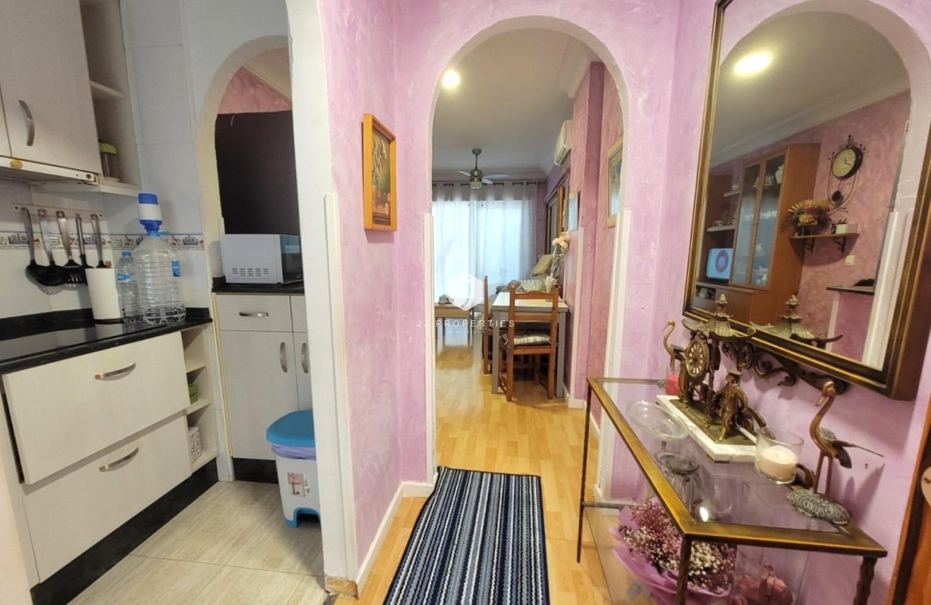 Segunda mano - Apartamento / piso -
Torrevieja - Playa del Cura