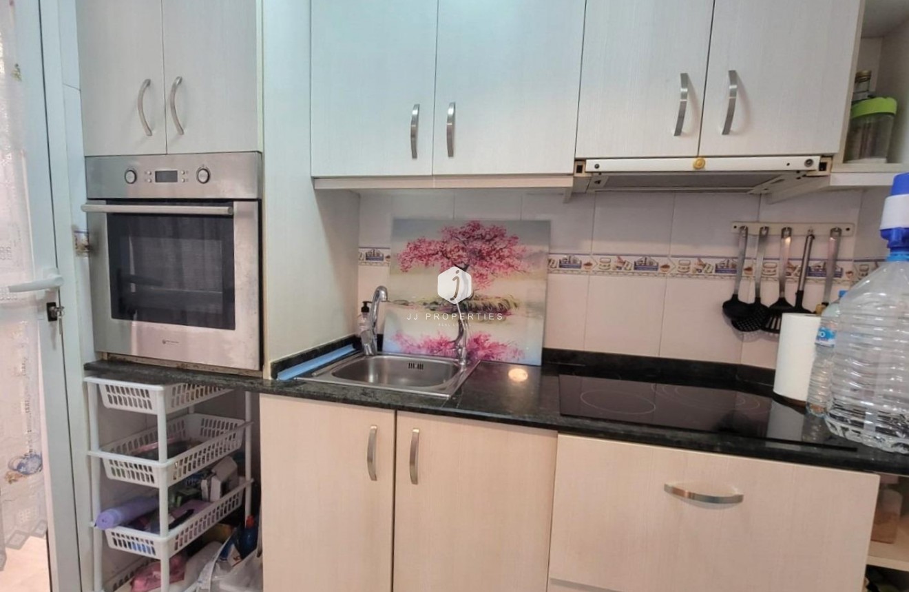 Segunda mano - Apartamento / piso -
Torrevieja - Playa del Cura