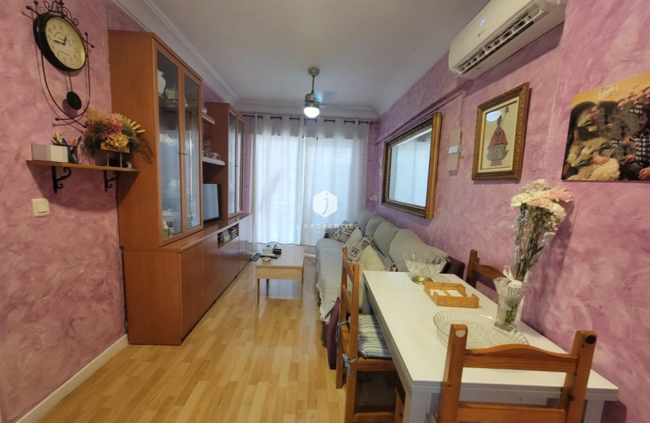 Segunda mano - Apartamento / piso -
Torrevieja - Playa del Cura