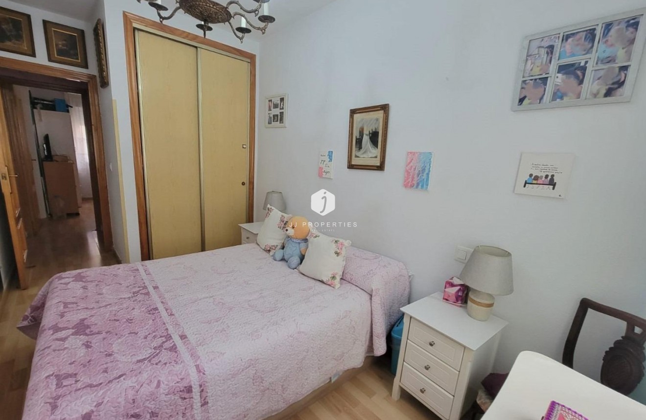Segunda mano - Apartamento / piso -
Torrevieja - Playa del Cura