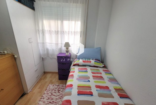 Segunda mano - Apartamento / piso -
Torrevieja - Playa del Cura