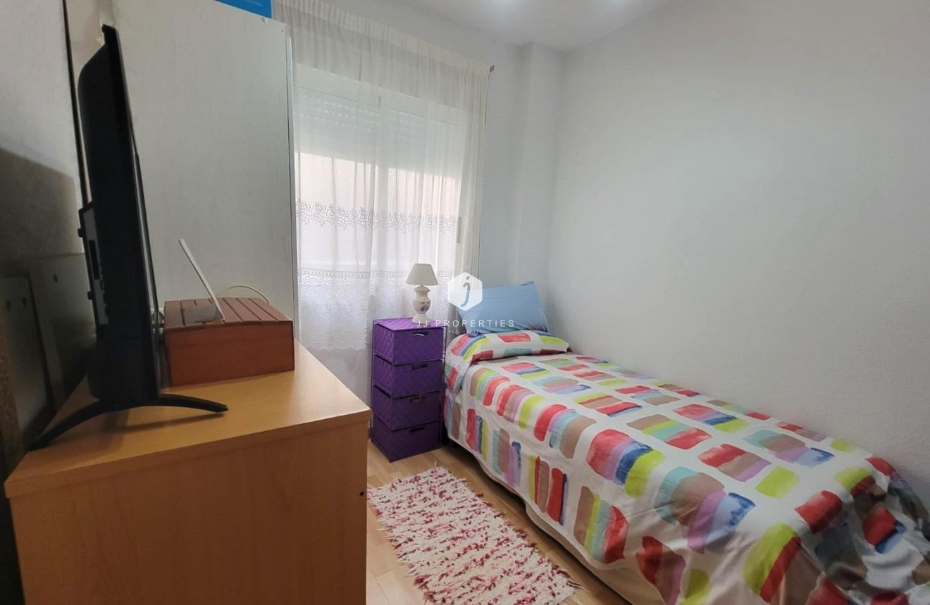 Segunda mano - Apartamento / piso -
Torrevieja - Playa del Cura
