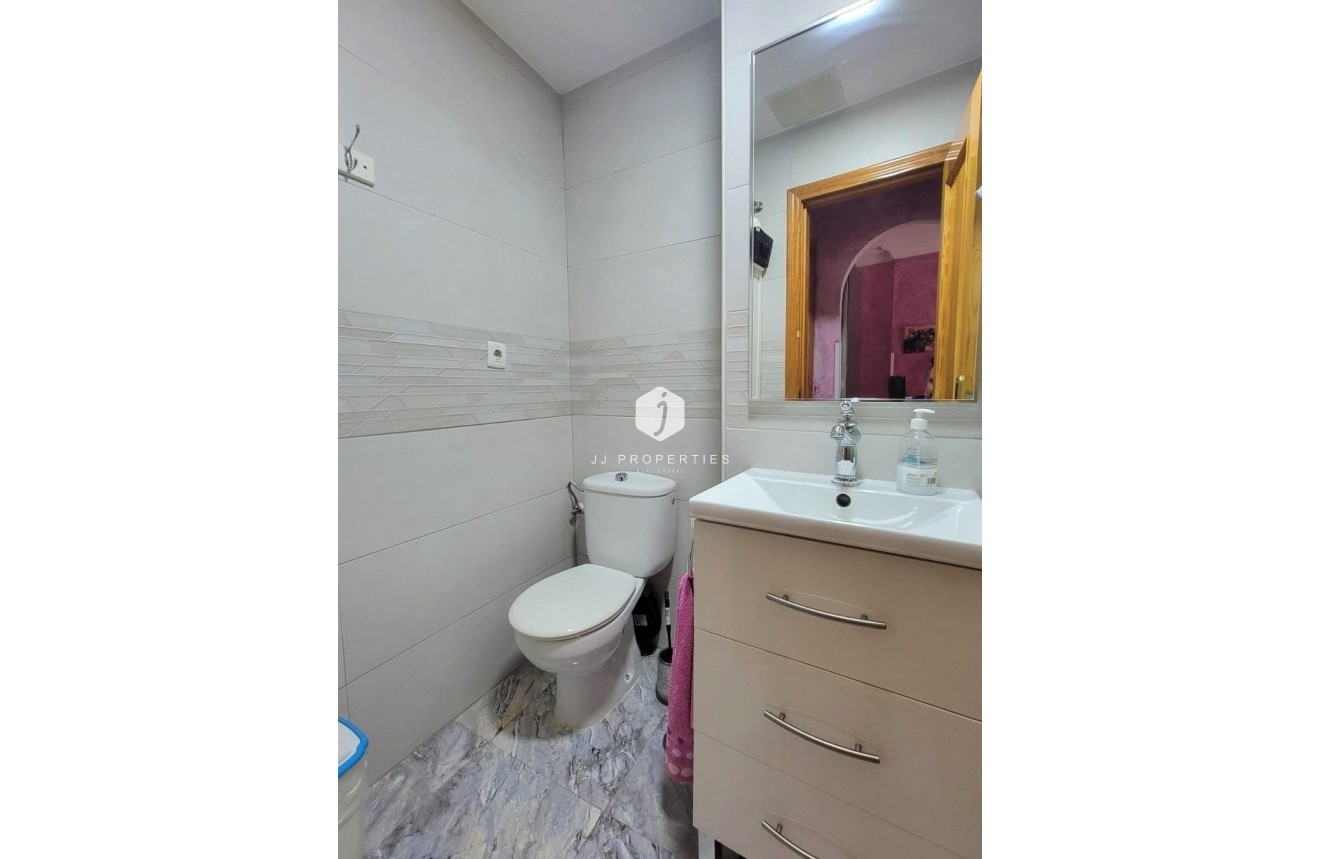 Segunda mano - Apartamento / piso -
Torrevieja - Playa del Cura