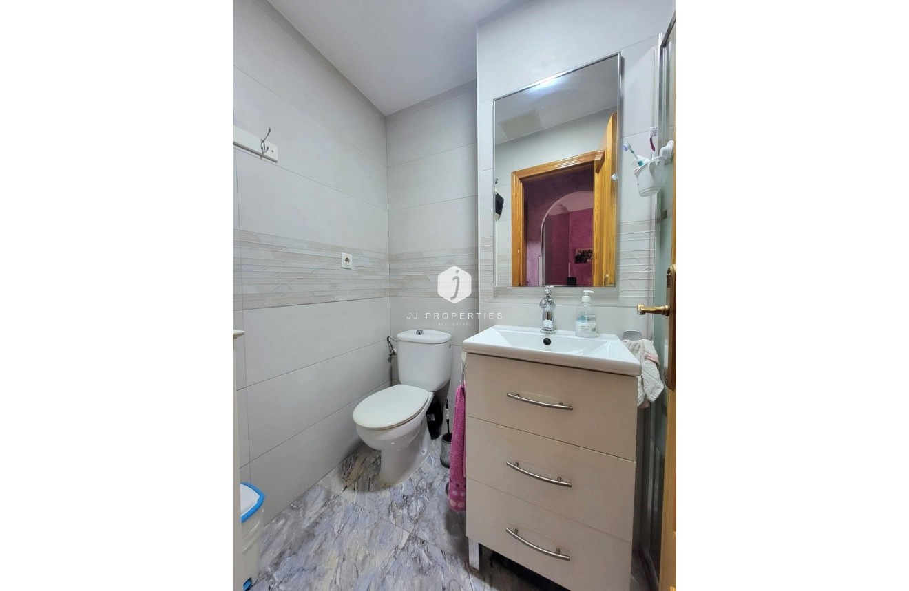 Segunda mano - Apartamento / piso -
Torrevieja - Playa del Cura