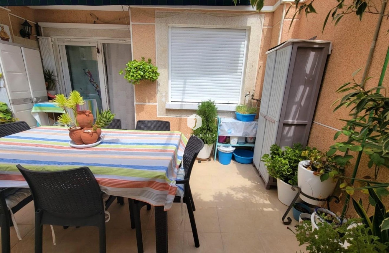 Segunda mano - Apartamento / piso -
Torrevieja - Playa del Cura