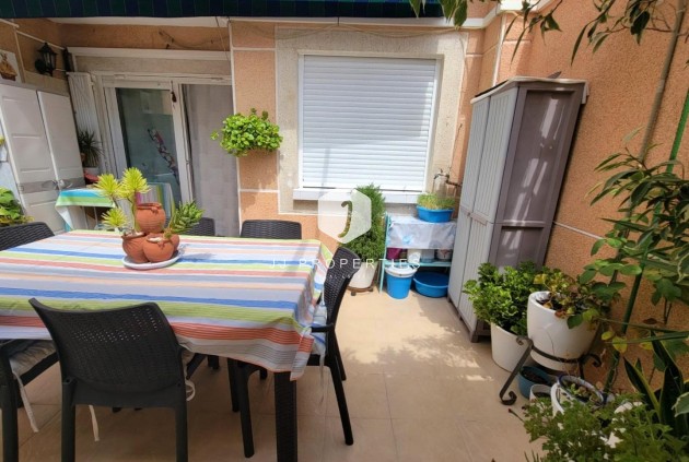 Segunda mano - Apartamento / piso -
Torrevieja - Playa del Cura