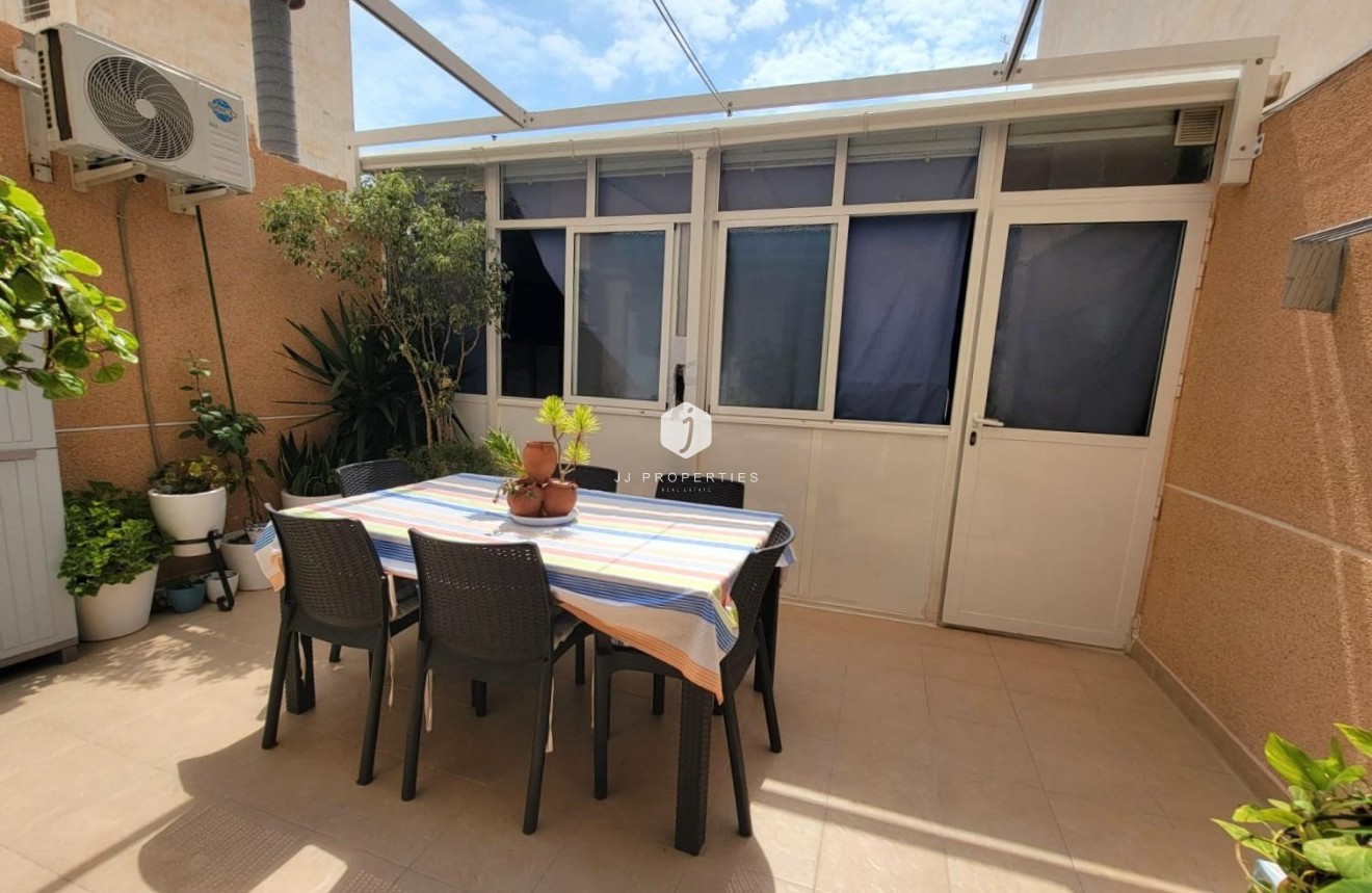Segunda mano - Apartamento / piso -
Torrevieja - Playa del Cura