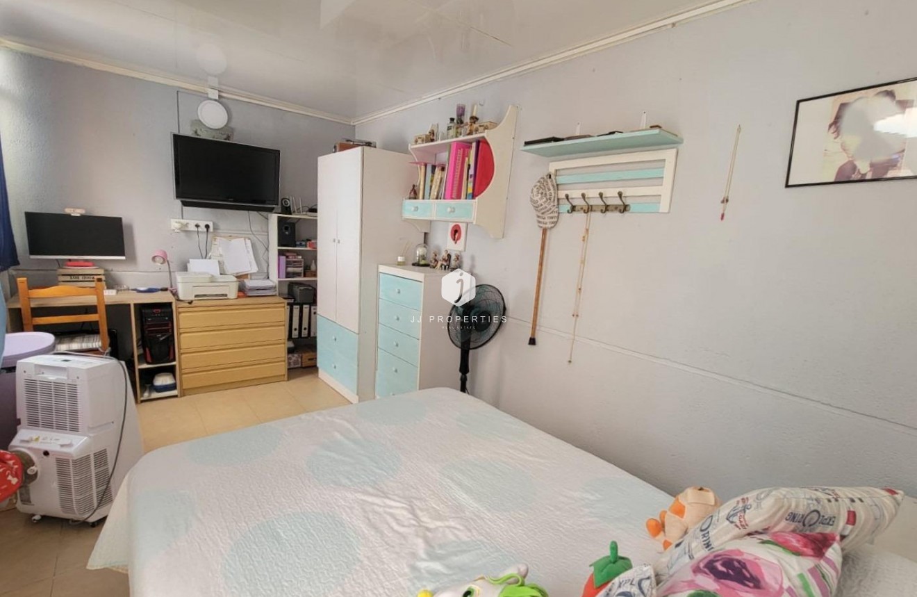 Segunda mano - Apartamento / piso -
Torrevieja - Playa del Cura