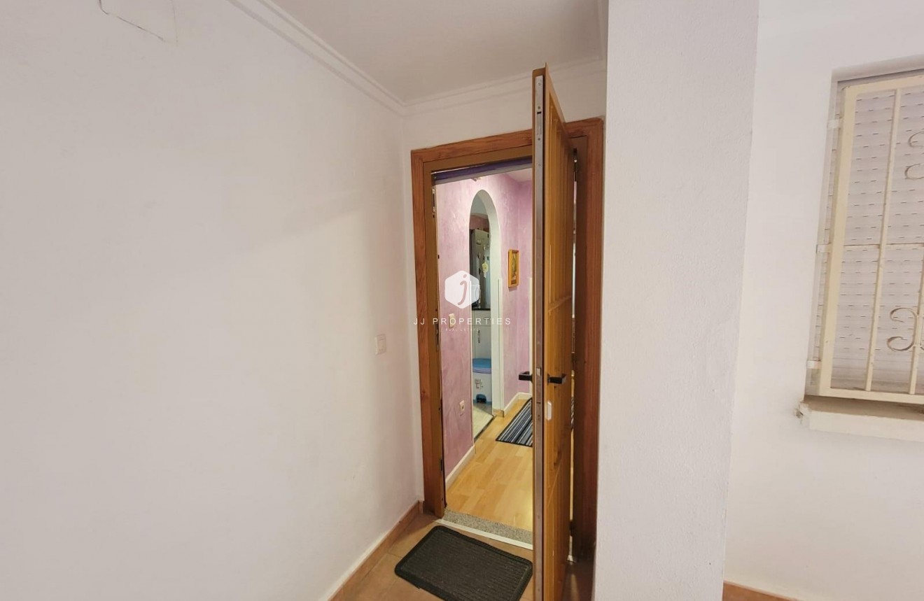 Segunda mano - Apartamento / piso -
Torrevieja - Playa del Cura