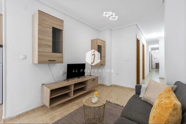 Segunda mano - Apartamento / piso -
Torrevieja