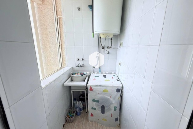 Segunda mano - Apartamento / piso -
Orihuela Costa - Campoamor