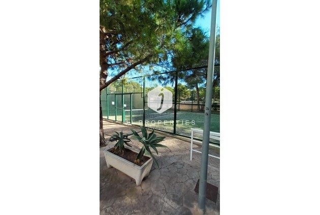 Segunda mano - Apartamento / piso -
Orihuela Costa - Campoamor