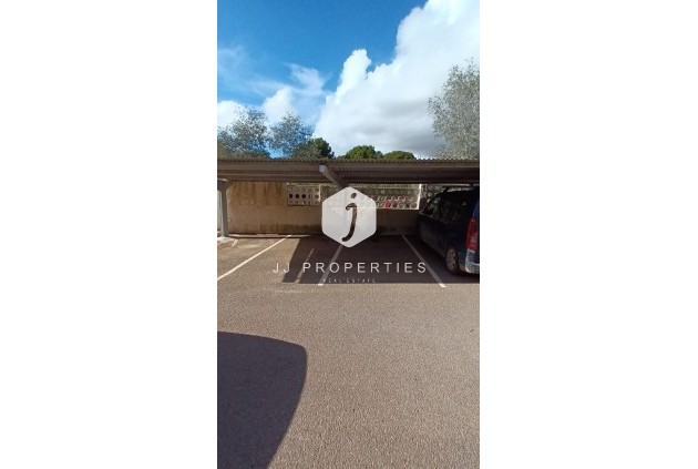 Segunda mano - Apartamento / piso -
Orihuela Costa - Campoamor