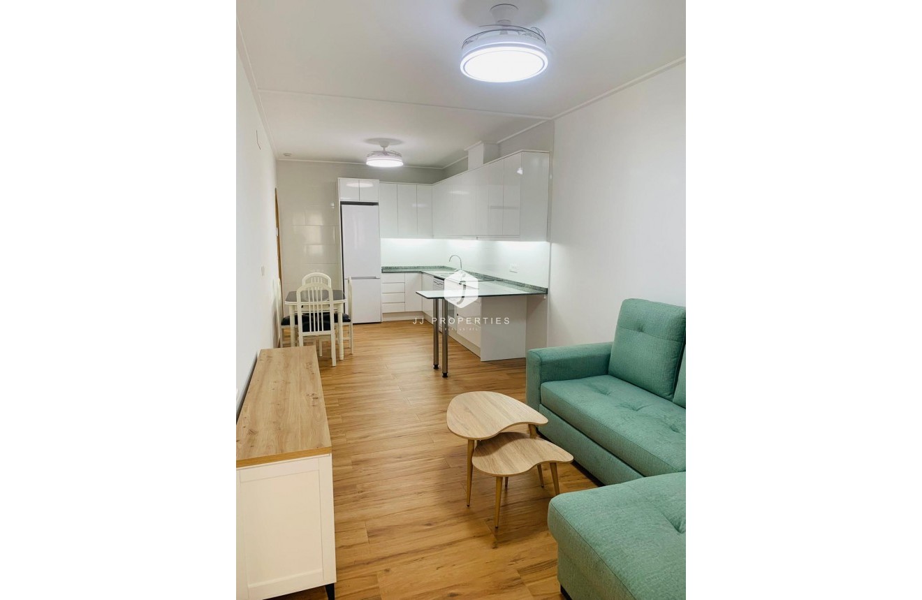 Segunda mano - Apartamento / piso -
Torrevieja - Playa del Cura