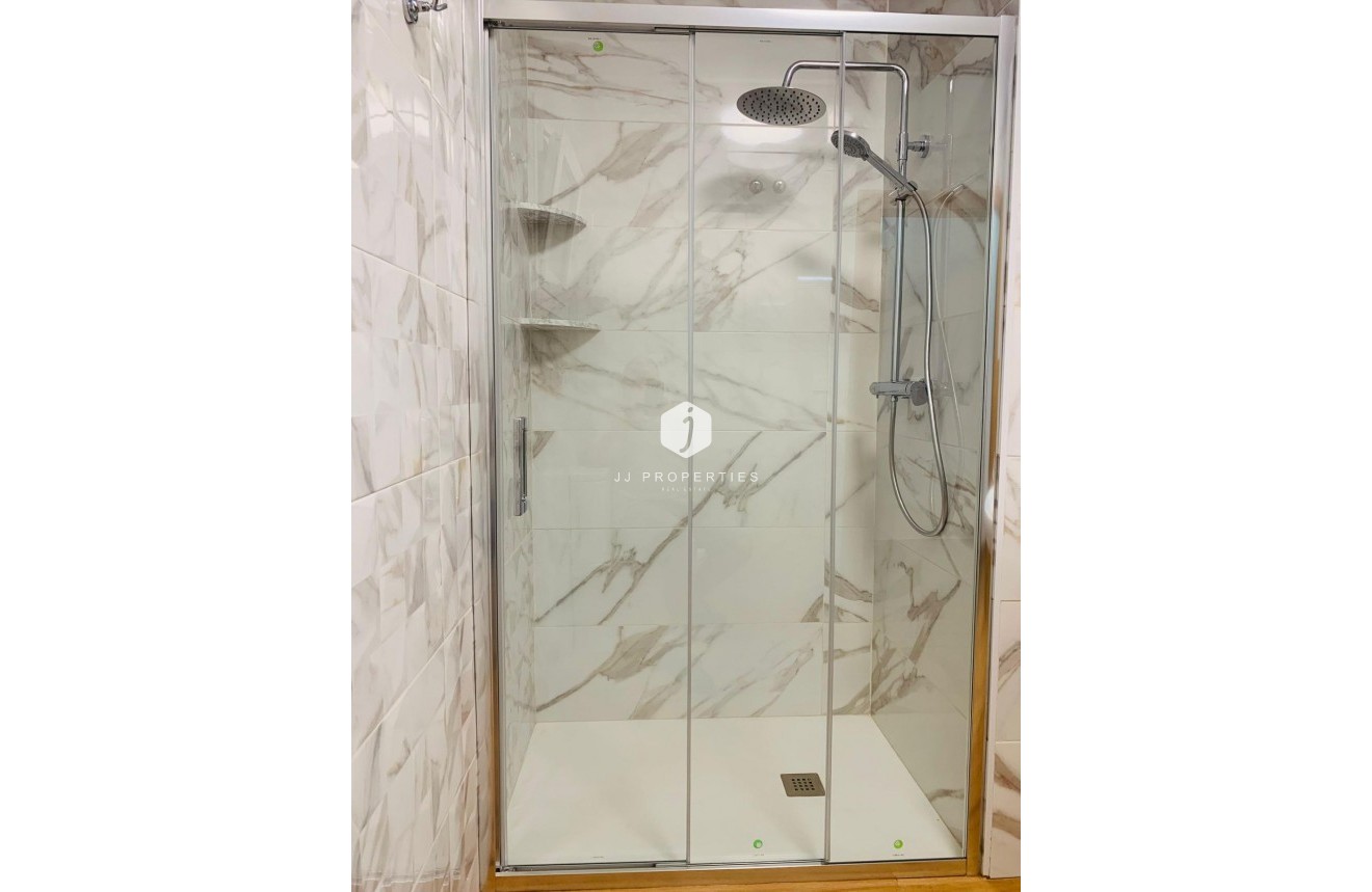 Segunda mano - Apartamento / piso -
Torrevieja - Playa del Cura