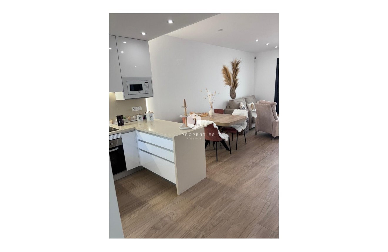 Tweedehands - Appartement / flat -
Los Balcones - Costa Blanca