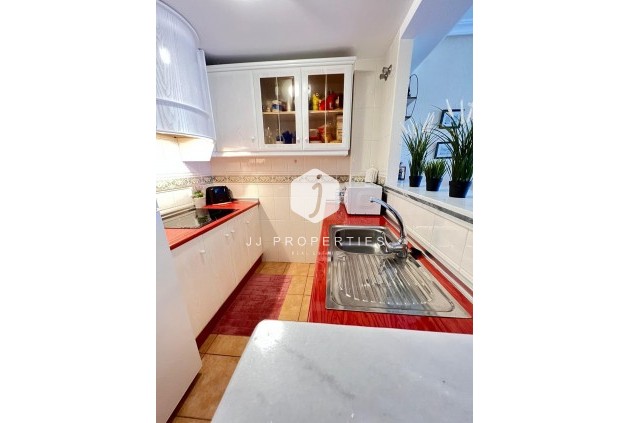 Segunda mano - Apartamento / piso -
Torrevieja - aguas nuevas