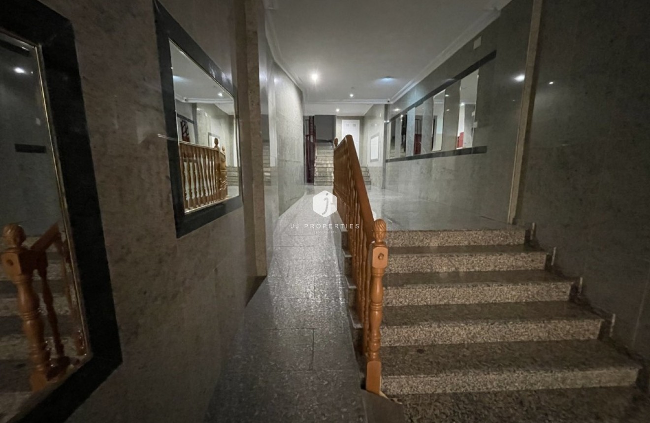 Tweedehands - Appartement / flat -
Torrevieja - Costa Blanca