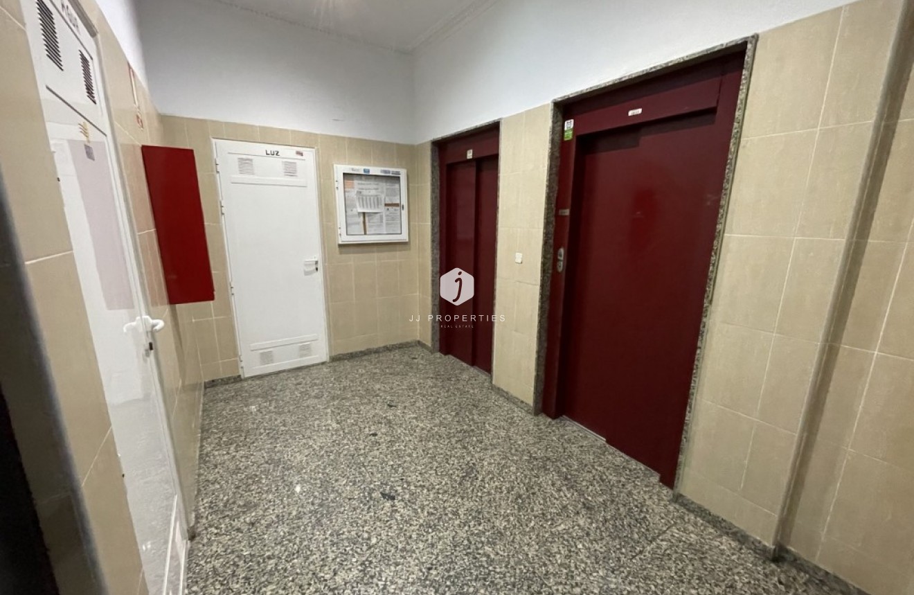 Tweedehands - Appartement / flat -
Torrevieja - Costa Blanca