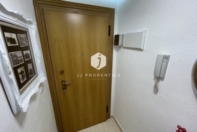 Tweedehands - Appartement / flat -
Torrevieja - Costa Blanca