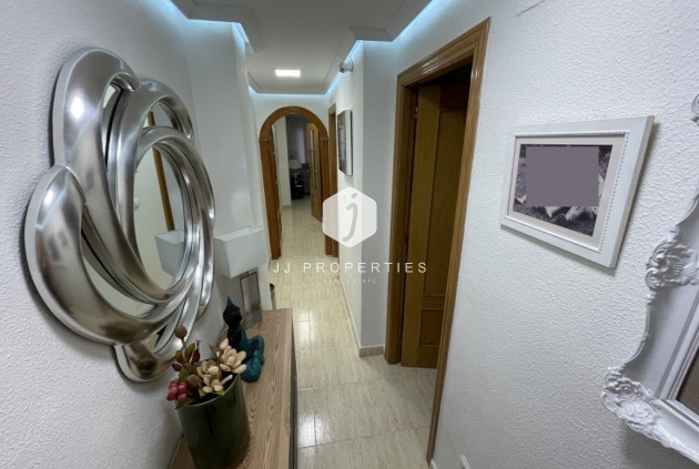 Tweedehands - Appartement / flat -
Torrevieja - Costa Blanca