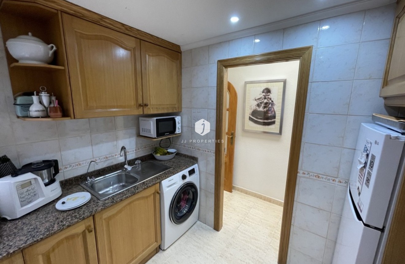 Tweedehands - Appartement / flat -
Torrevieja - Costa Blanca