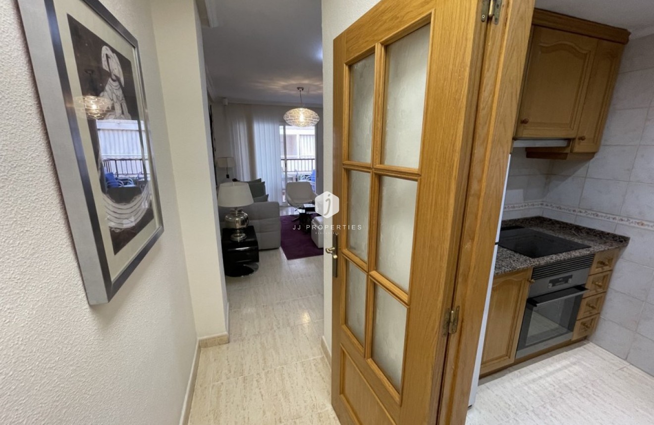 Tweedehands - Appartement / flat -
Torrevieja - Costa Blanca