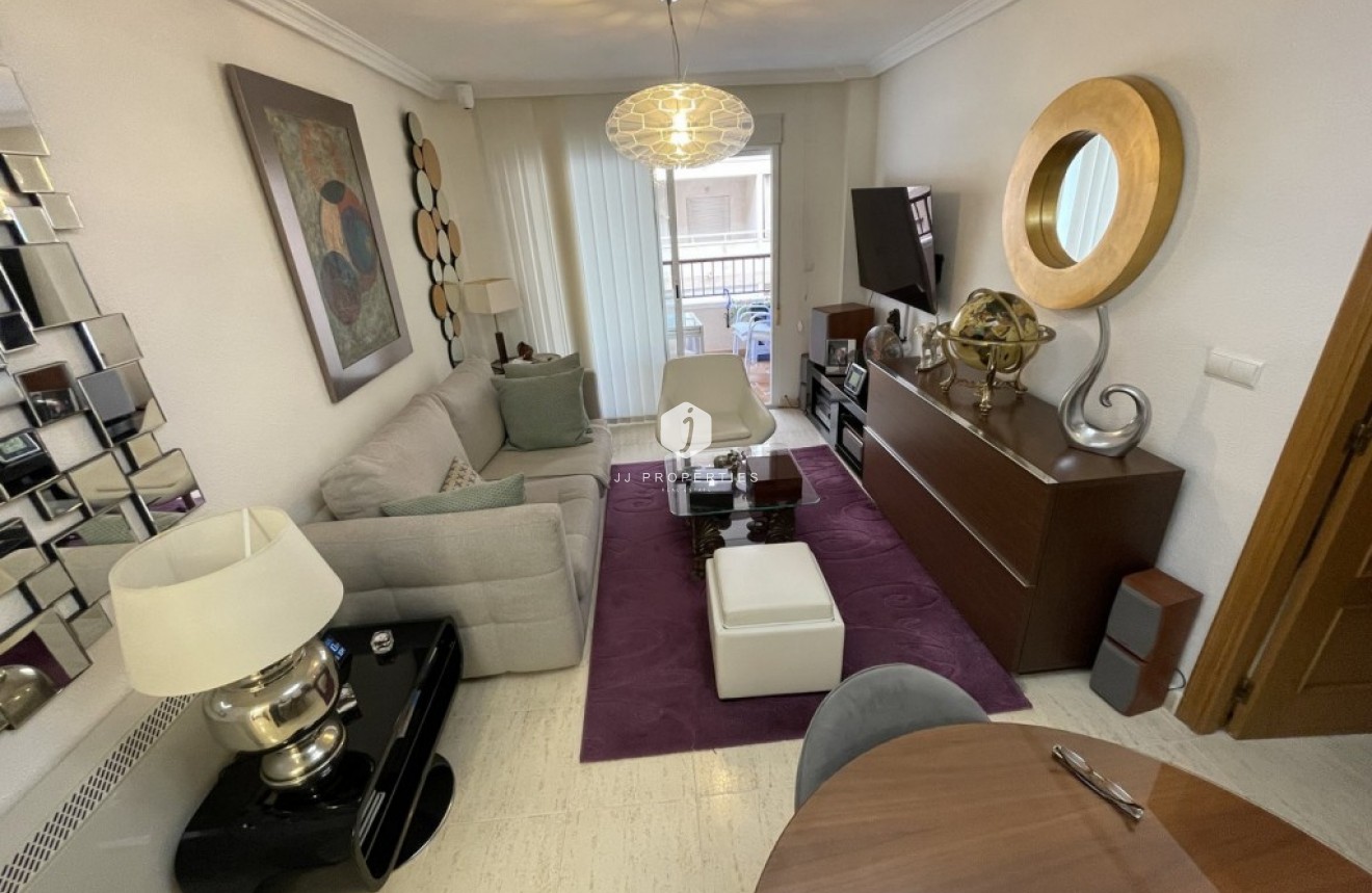 Tweedehands - Appartement / flat -
Torrevieja - Costa Blanca