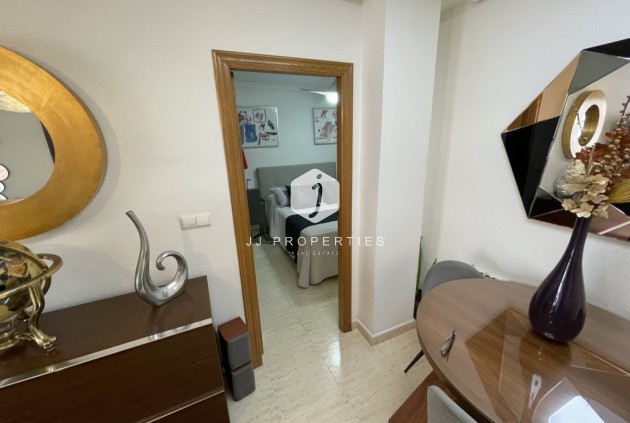 Tweedehands - Appartement / flat -
Torrevieja - Costa Blanca