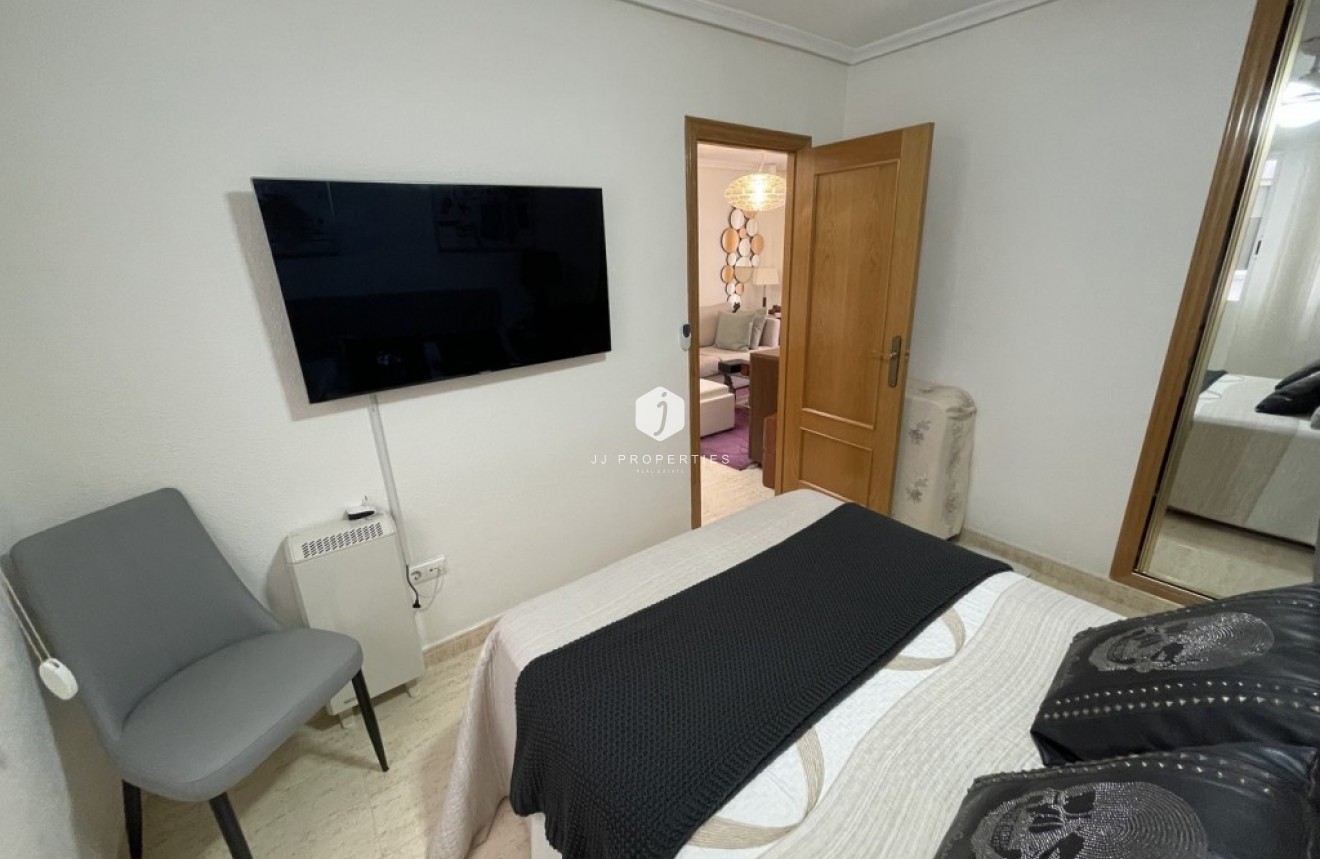 Tweedehands - Appartement / flat -
Torrevieja - Costa Blanca